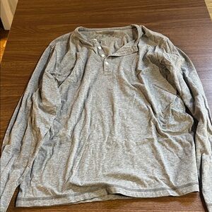 Patagonia Men's Heather Gray Long Sleeve Henley